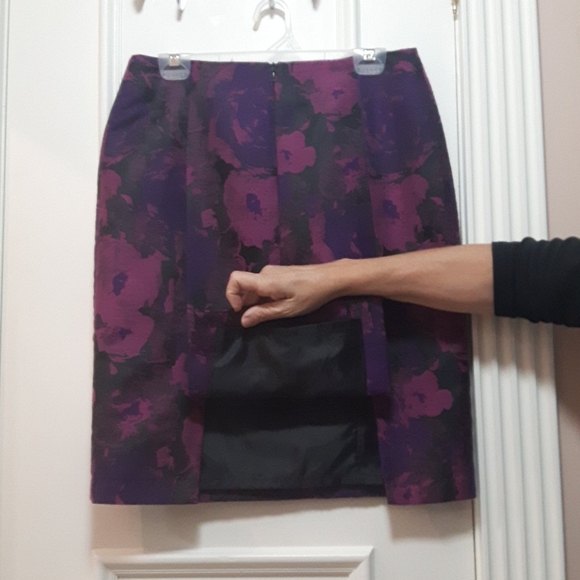 🛍️ Floral Italian Pencil Skirt - Picture 2 of 3